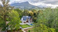 B&B Stellenbosch - Simonzicht Guest House - Bed and Breakfast Stellenbosch