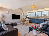 2 Bed in Tenby 94318 - B&B