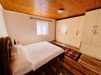 Habitación Doble con aseo compartido