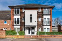 Reading 2-Bed Apartment & Parking - B&B
