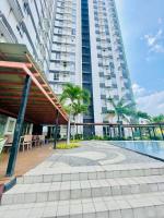 Sunset View 1-BR Unit at Centrio Tower beside Ayala Mall Downtown CDO - B&B