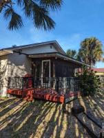 Cute 3/2 Siesta home steps from Siesta waters - Chambres d’hôtes Sarasota