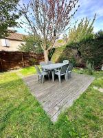 Appartement calme avec jardin proche de Paris - B&B Évry-les-Châteaux