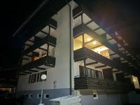 3-Room Apartment with sauna and pool & walk to slopes - JokerCard included - B&B Saalbach