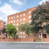 Top Floor 1 Bedroom Apartment with views over London - B&B Londra