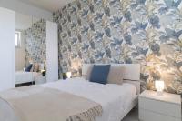 Sky Suite Blue Pomezia - B&B