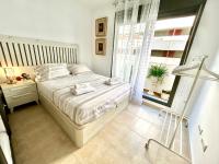GATU Cream parking gratis, terraza,aire acc - Preferente mayores de 25 años y familias - Chambres d'hôtes El Puerto de Santa María
