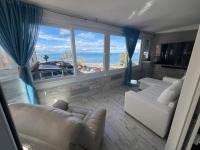 La Mata apartment on the first line of the sea - Bed and Breakfast Torrevieja