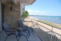 Suite with direct view of Grand Traverse Bay - B&B