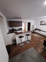 Apartamento con balcón