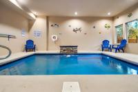 Bearly Splashed - B&B Sevierville