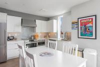 Back to The Future Sweet Suites - B&B Seattle