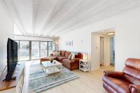 Tiburon 1B - B&B