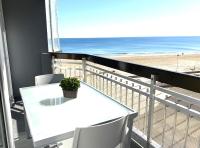 B&B Mareny Blau - Beachfront and Charming Apartment - Bed and Breakfast Mareny Blau