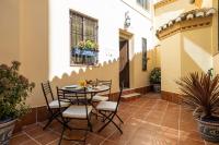 ChezmoiHomes Plaza Fortuny - Bed and Breakfast Granada
