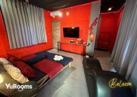 Apartment with Pool View 