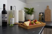 Castle Boulevard Nottingham - 3 Bedrooms Sleeps 5, Free Parking & WiFi - Close to City Centre, University & Hospital - B&B