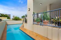 Coastal 3-Bed with Parking, Pool & Ocean View - B&B