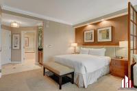MGM Signature-28-719 Strip View Jacuzzi Studio - B&B