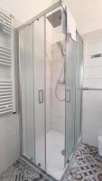 Camera Matrimoniale/Doppia con Letti Singoli con Bagno Privato