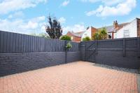 Fantastic Five Bedroom House By PureStay Short Lets & Serviced Accommodation South Yorkshire With Parking - Bed and Breakfast