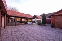 Nr8 Prémium Vendégház - B&B Makó