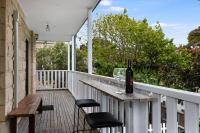 Deluxe family home near beach with views sleeps 10-12 - B&B Ocean Grove