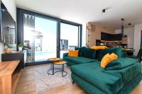 Designer Villa Neva With Magic Velebit View - B&B