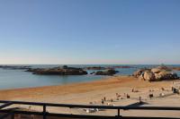 Appartement avec terrasse VUE SUR MER plage du Coz-Pors à TREGASTEL - Réf 726 - Chambres d’hôtes