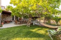 Petalidi Stone House with garden near the beach - Ferienwohnung