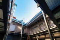 Numero 11 Piazza Amendola - by MyHomeInComo - B&B Como