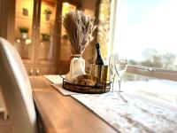 Impeccable 2-Bed Lodge in Preston hot hub - B&B