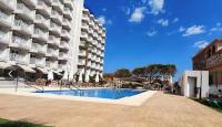 BenalRoma spacious apartment 50 mt from the beach - B&B Benalmádena