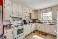 Furnished Deck and Fire Pit Greeneville Home! - B&B Greeneville