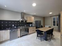 Gîte familial rénové avec piscine, jardin de 1 hectare et vélos à disposition, situé en pleine campagne - Chambres d'hôtes Tilly