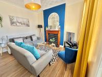 Summer Lane House-3 Bedrooms-Close to M1-Longer Stay-Free Parking - B&B Barnsley