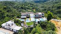 Hillside Oceanview Villa - B&B