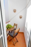 Driftwood 2 Bedroom Apartment - Earthy, Peaceful, Calm - B&B Nerja