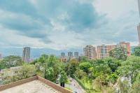 NEW! Homey Loft El Tesoro-Fast Wifi - B&B Medellín
