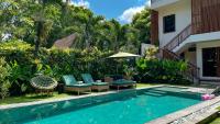 Leafy Home Canggu - Bed and Breakfast