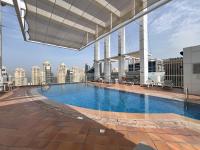 Frank Porter - La Riviera Tower - B&B Dubai
