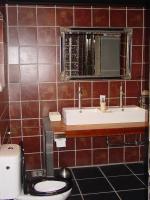 Family Room 4 with Shared Bathroom