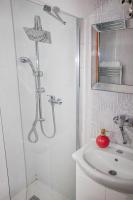Contact Apartman - Ferienwohnung