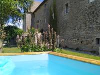 Maison d'Hôtes de l'Ancien Couvent des Carmes - B&B Mortemart