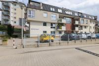 Elegant Apartment Myśliwskie Wzgórze in Gdańsk by Noclegi Renters - B&B