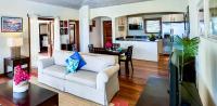 The Hideaway Suite 1512 Pool and Sea views - Bed and Breakfast