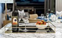 LUXURY Units at the Jewel Residences - Q Stay - B&B