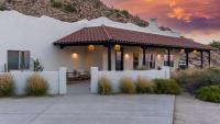 Boulder Surrounded Escape- ANOTHERdeserthouse - B&B