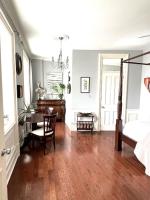 Queen Room with Bath