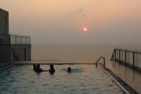 Airport Luxury Ocean Condos - Ferienwohnung Negombo